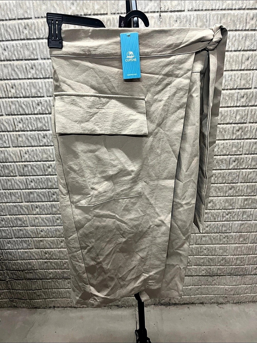 Cupshe Wide Leg Pants in Beige Size XS NWT